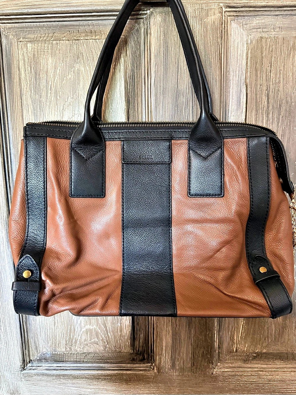 Fossil Leather Tote in Brown & Black plus new pair of fossil black sunglasses